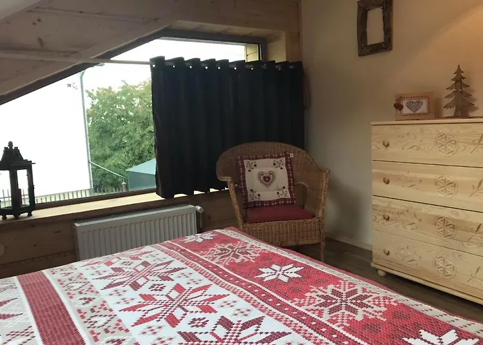 Swistakowka וילה שצ'צ'ירק